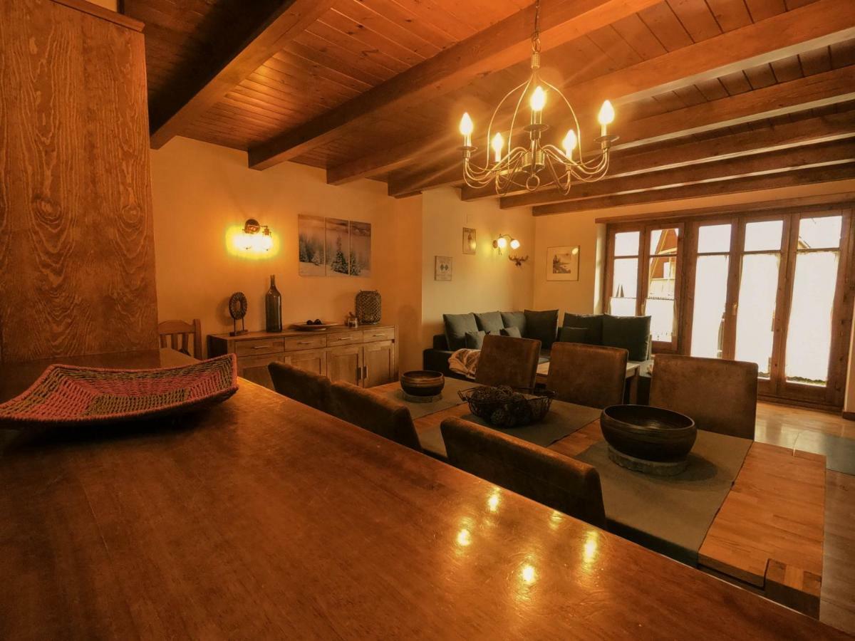 Apartamento Aneto Les Bordes ภายนอก รูปภาพ