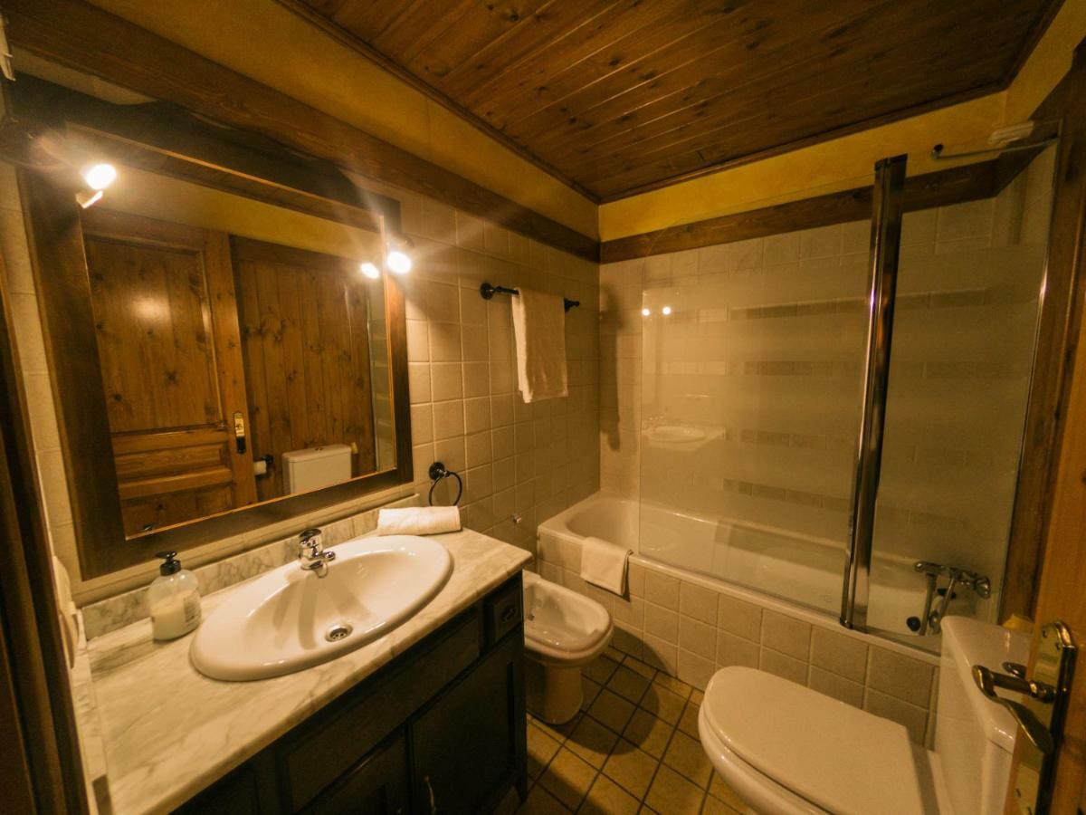 Apartamento Aneto Les Bordes ภายนอก รูปภาพ